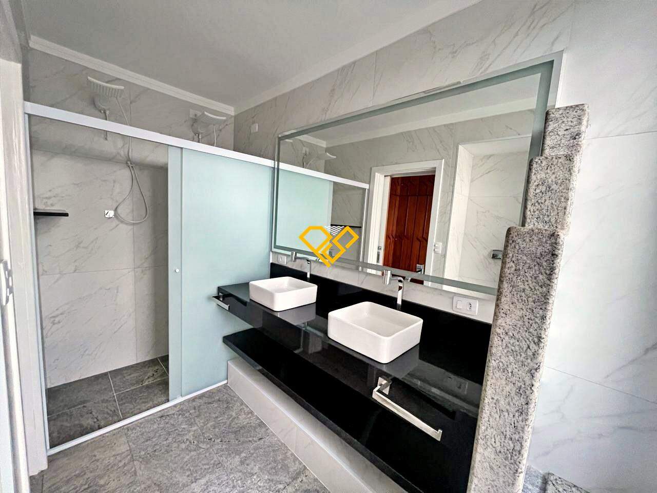 Apartamento à venda no Gonzaga: Wc suíte 1 - master