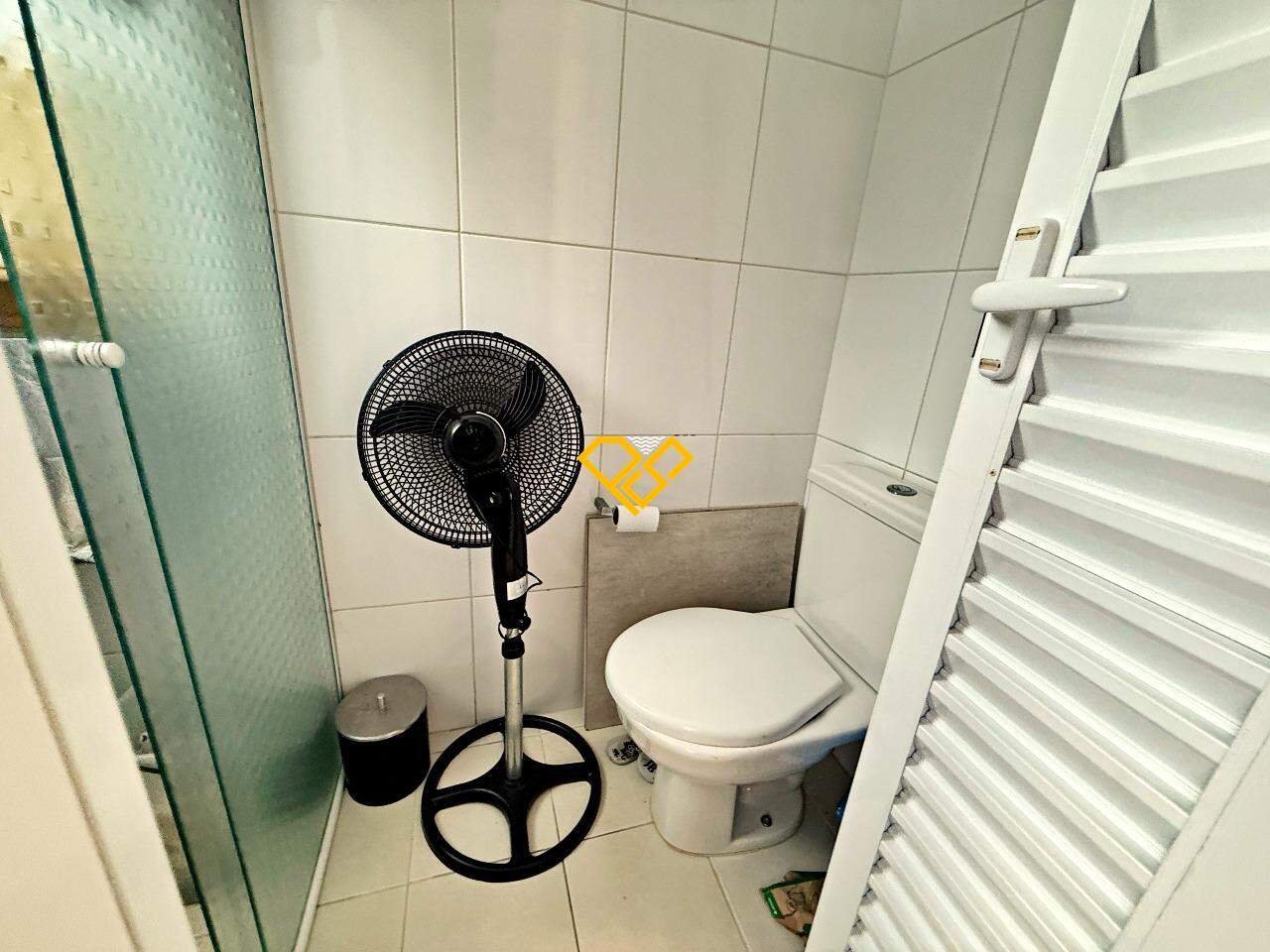 Apartamento à venda no Pompéia: Wc de serviço