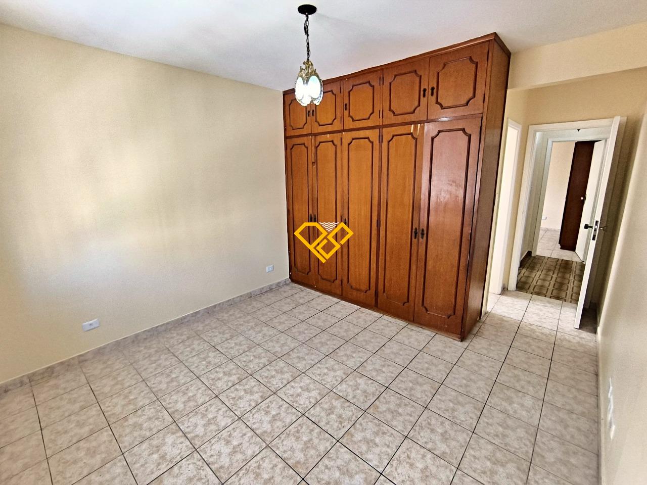 Apartamento para aluguel no Ponta da Praia: Dormitório 1 - suíte