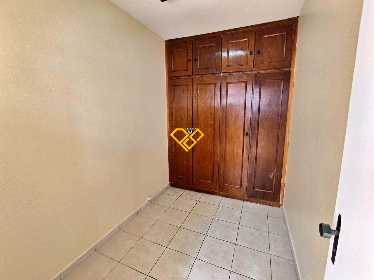 Apartamento para aluguel no Ponta da Praia: Dependência