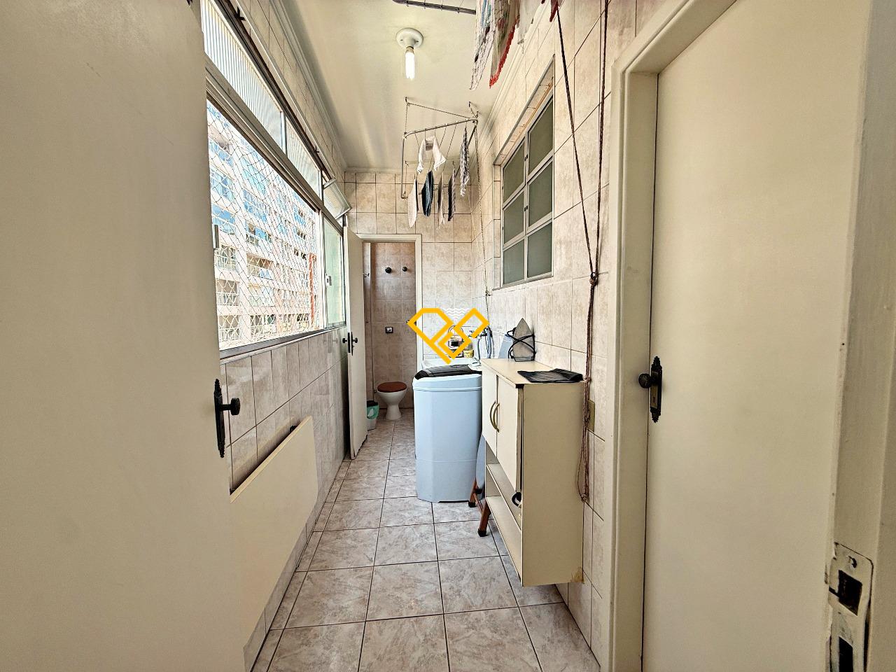 Apartamento à venda no Gonzaga: Área de serviço