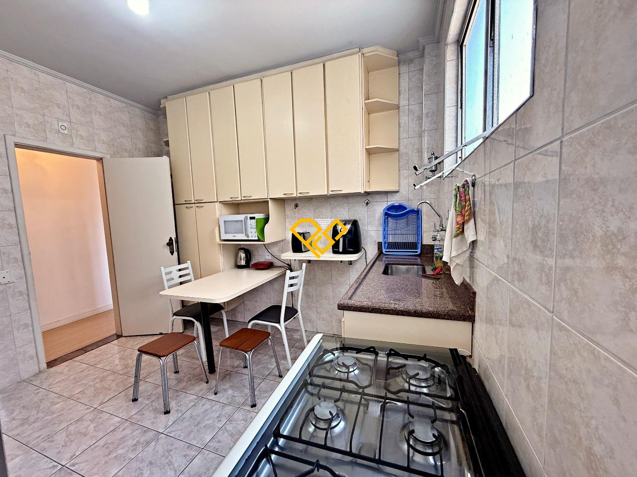 Apartamento à venda no Gonzaga: Cozinha