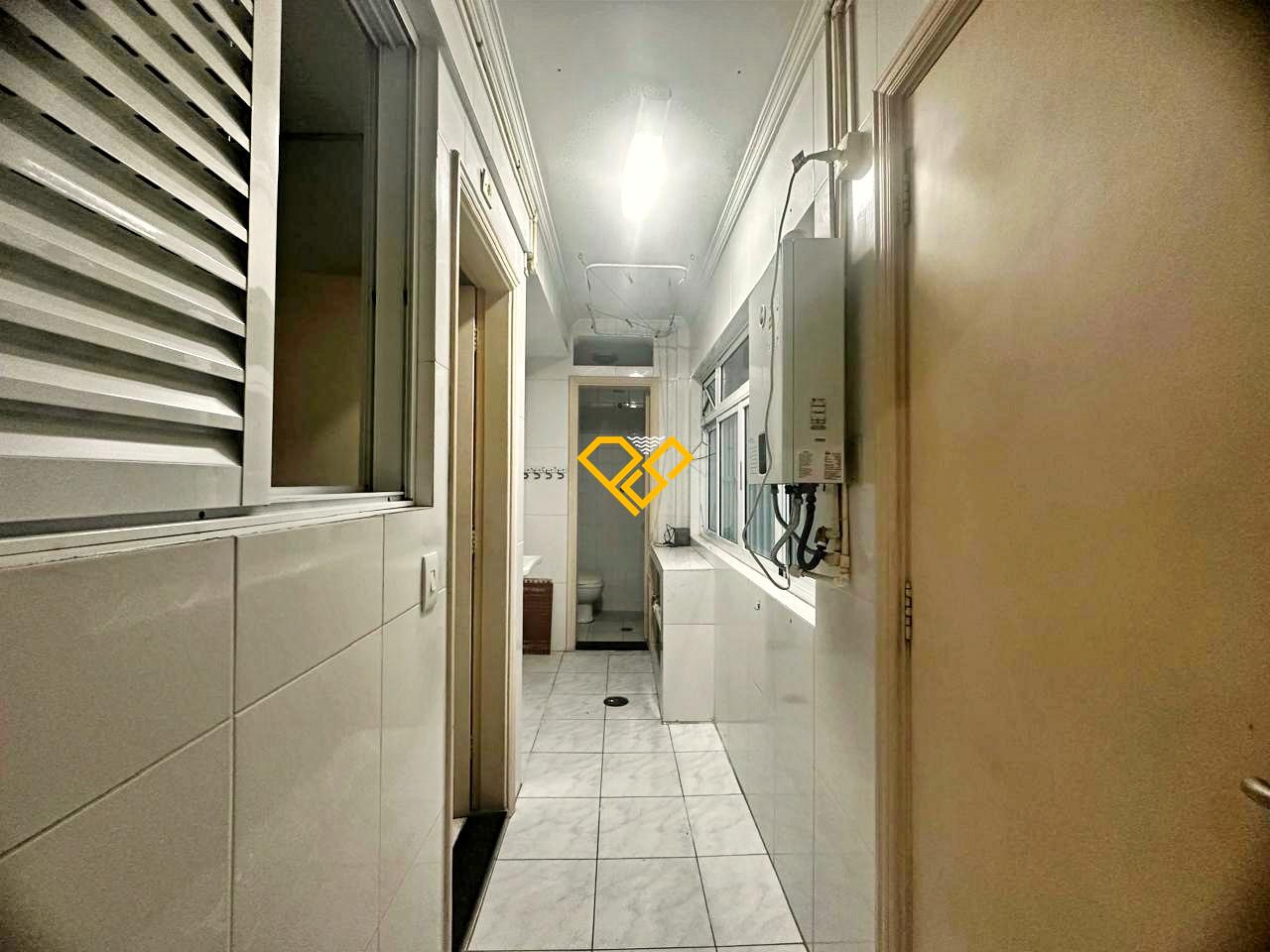 Apartamento à venda no Gonzaga: Área de serviço