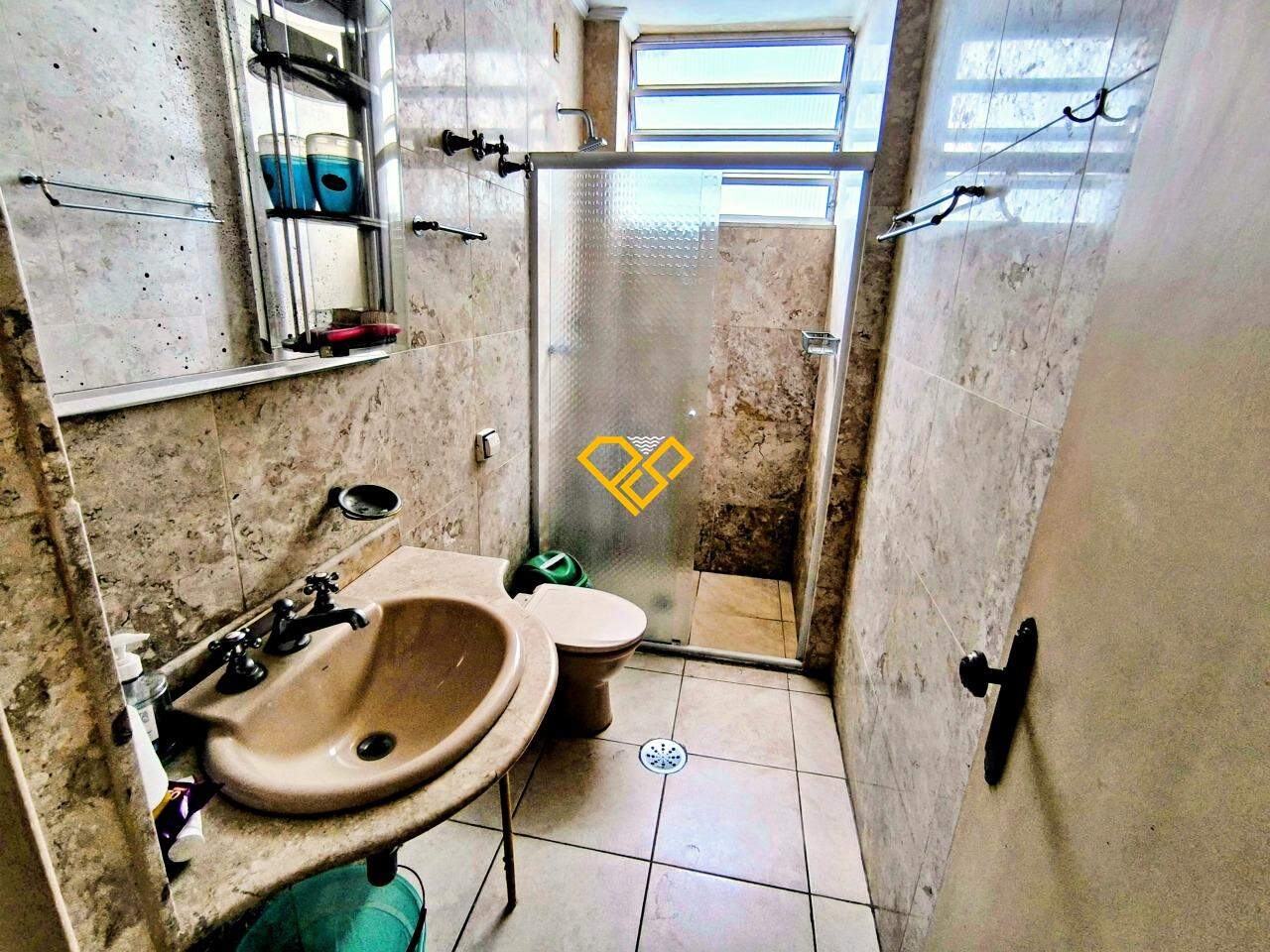Apartamento à venda no Gonzaga: Wc suíte