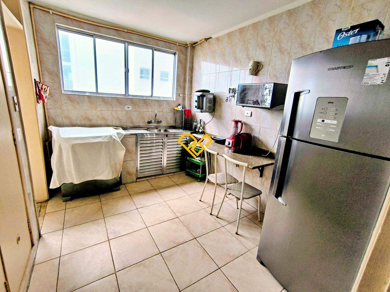 Apartamento à venda no Gonzaga: Cozinha