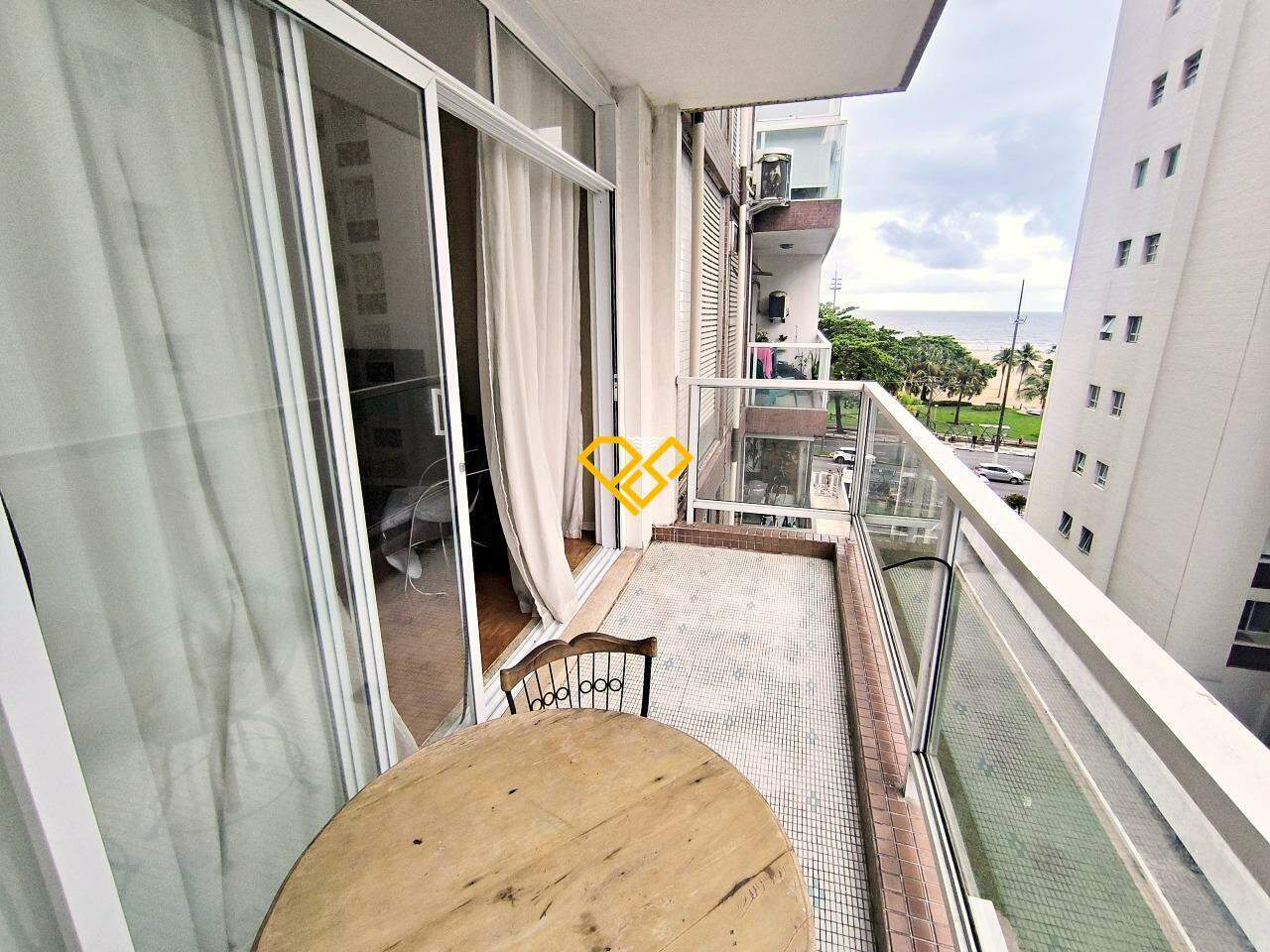 Apartamento à venda no Gonzaga: Varanda