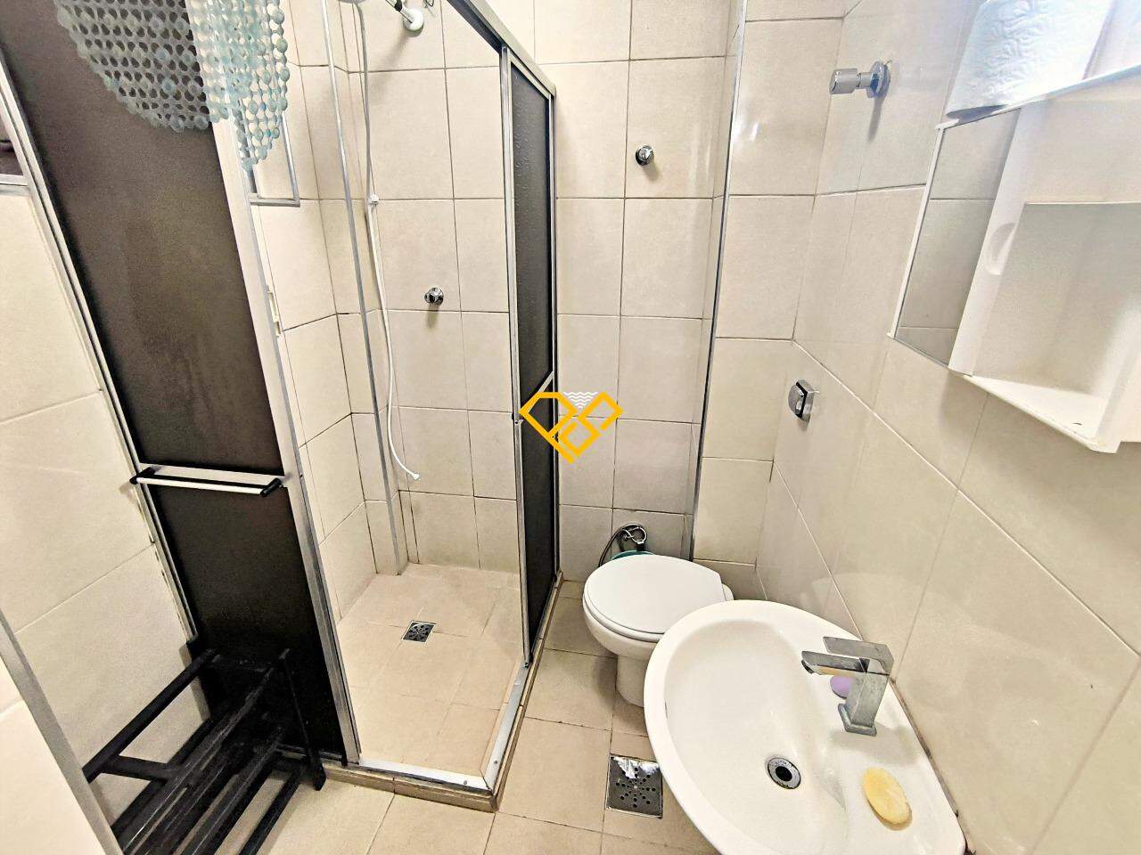 Apartamento à venda no Gonzaga: Wc social