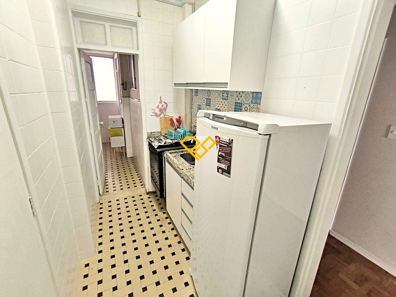 Apartamento à venda no Gonzaga: Cozinha