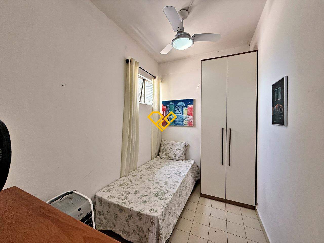 Apartamento à venda no Aparecida: Dependência