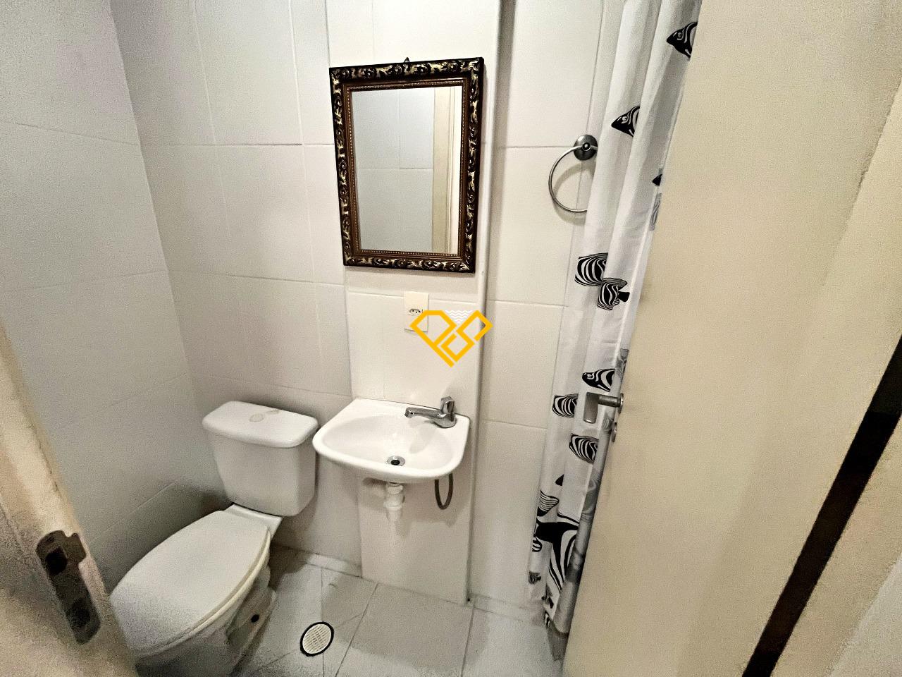 Apartamento para aluguel no Gonzaga: Wc de serviço