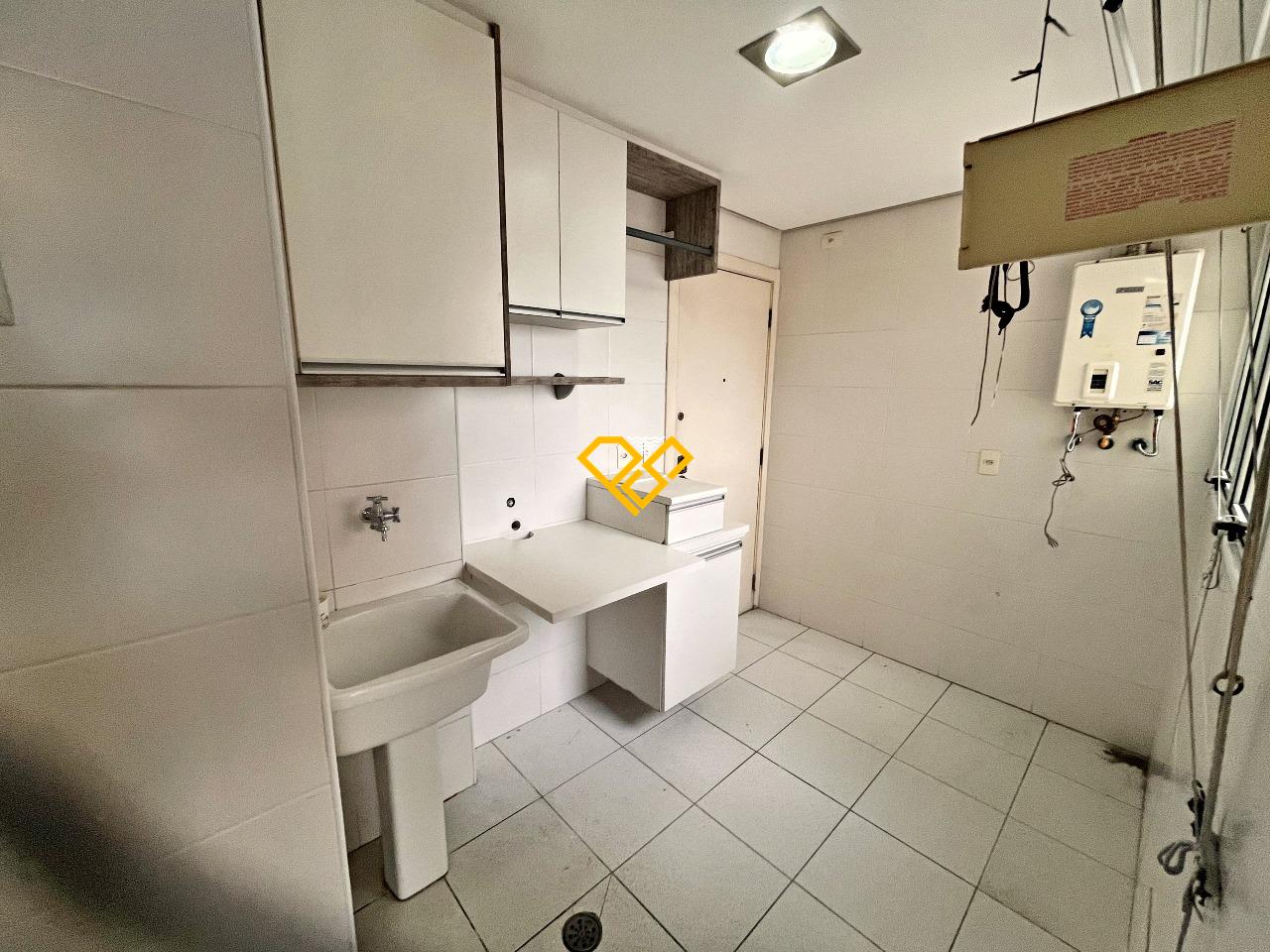 Apartamento para aluguel no Gonzaga: Área de serviço