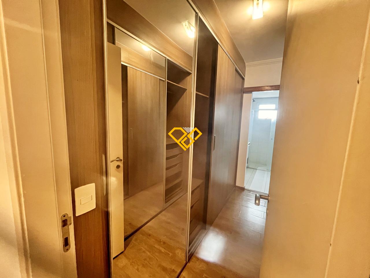 Apartamento para aluguel no Gonzaga: Suíte 1 - master - closet