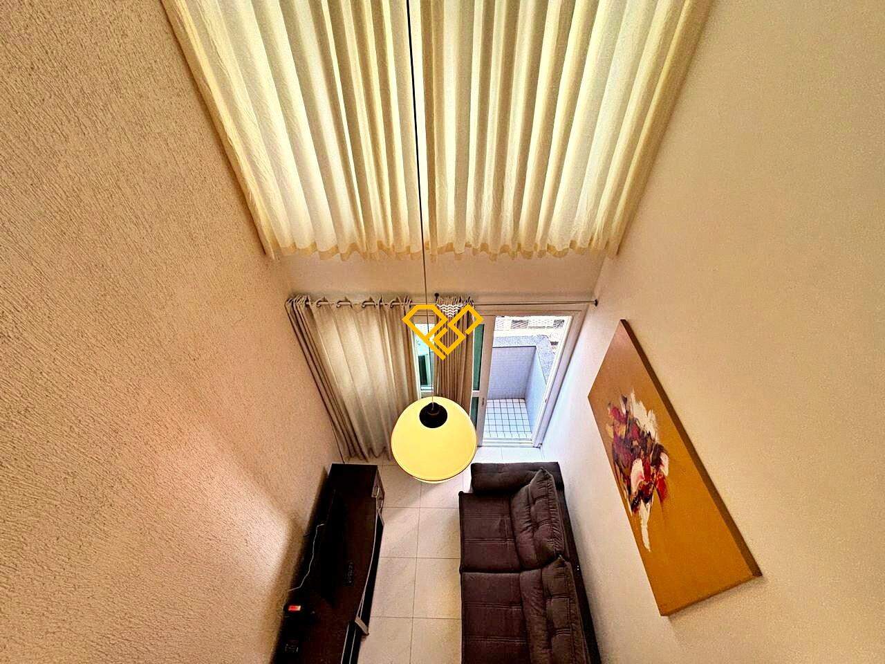 Apartamento Duplex para aluguel no Gonzaga: Vista 2° piso