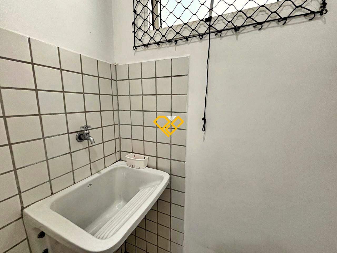 Apartamento Duplex para aluguel no Gonzaga: Área de serviço