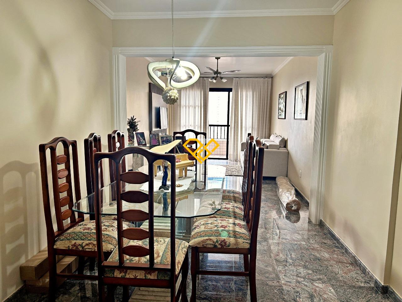 Cobertura à venda no Embaré: Sala 1° piso