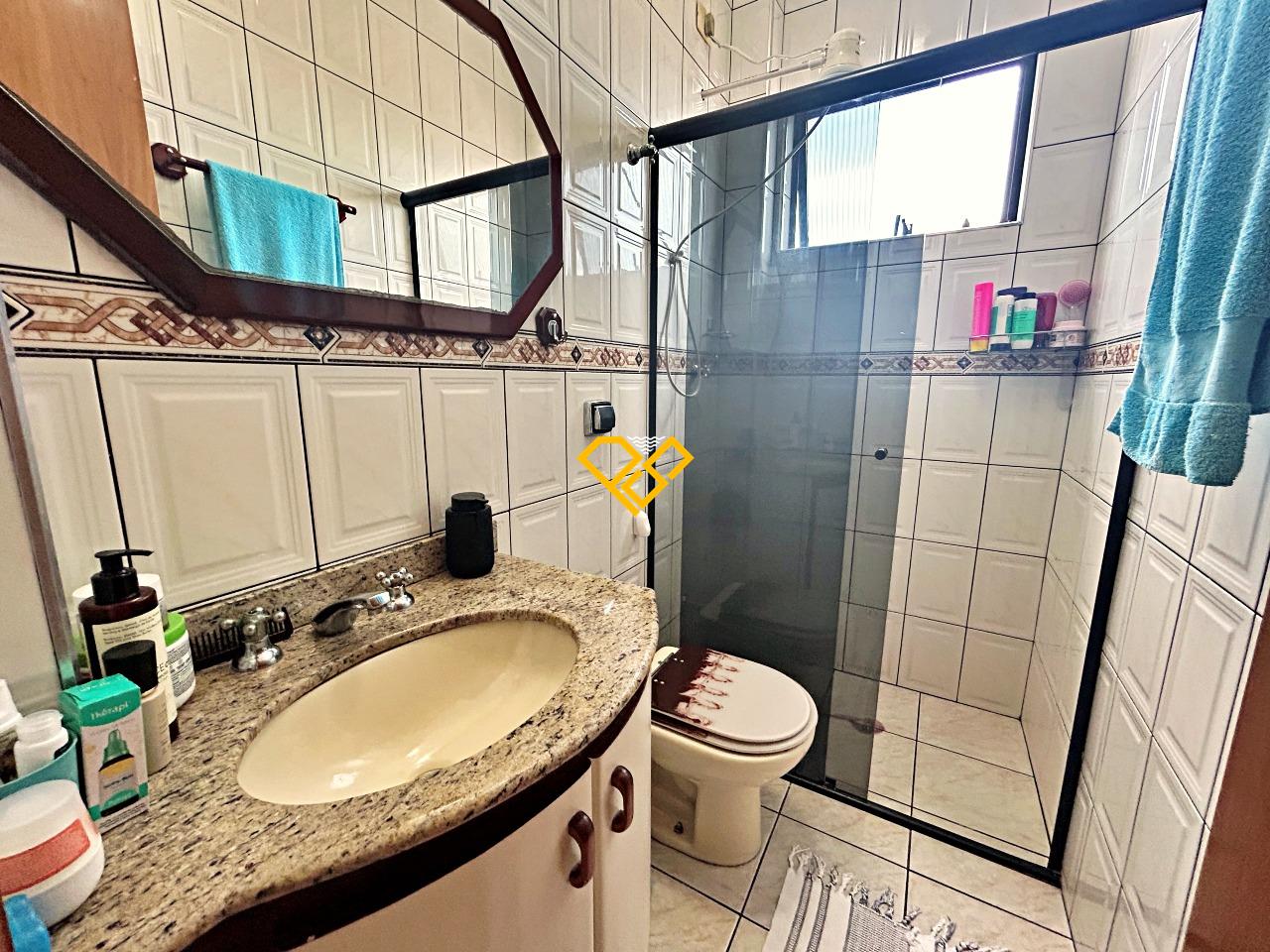 Cobertura à venda no Embaré: Wc suíte 1