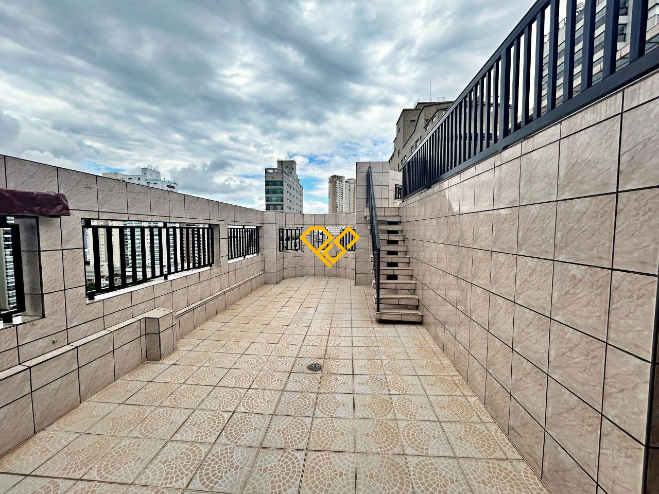 Cobertura à venda no Embaré: Área externa