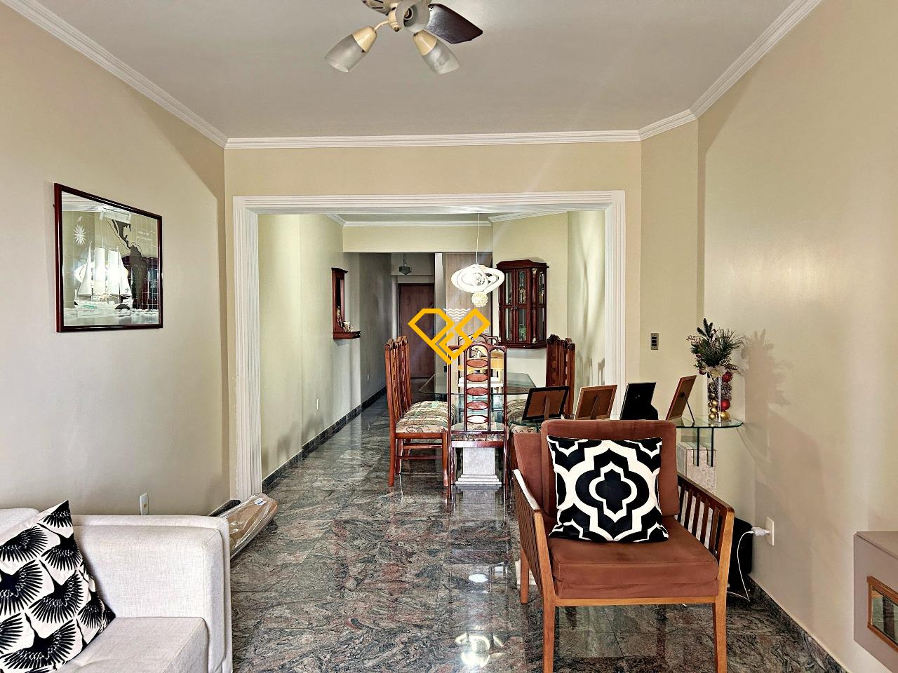 Cobertura à venda no Embaré: Sala 1° piso