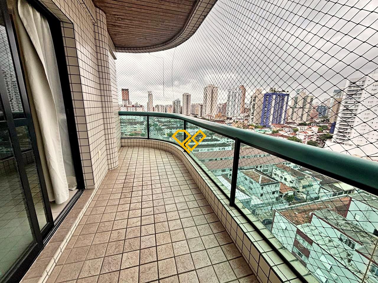 Apartamento à venda no Embaré: Varanda