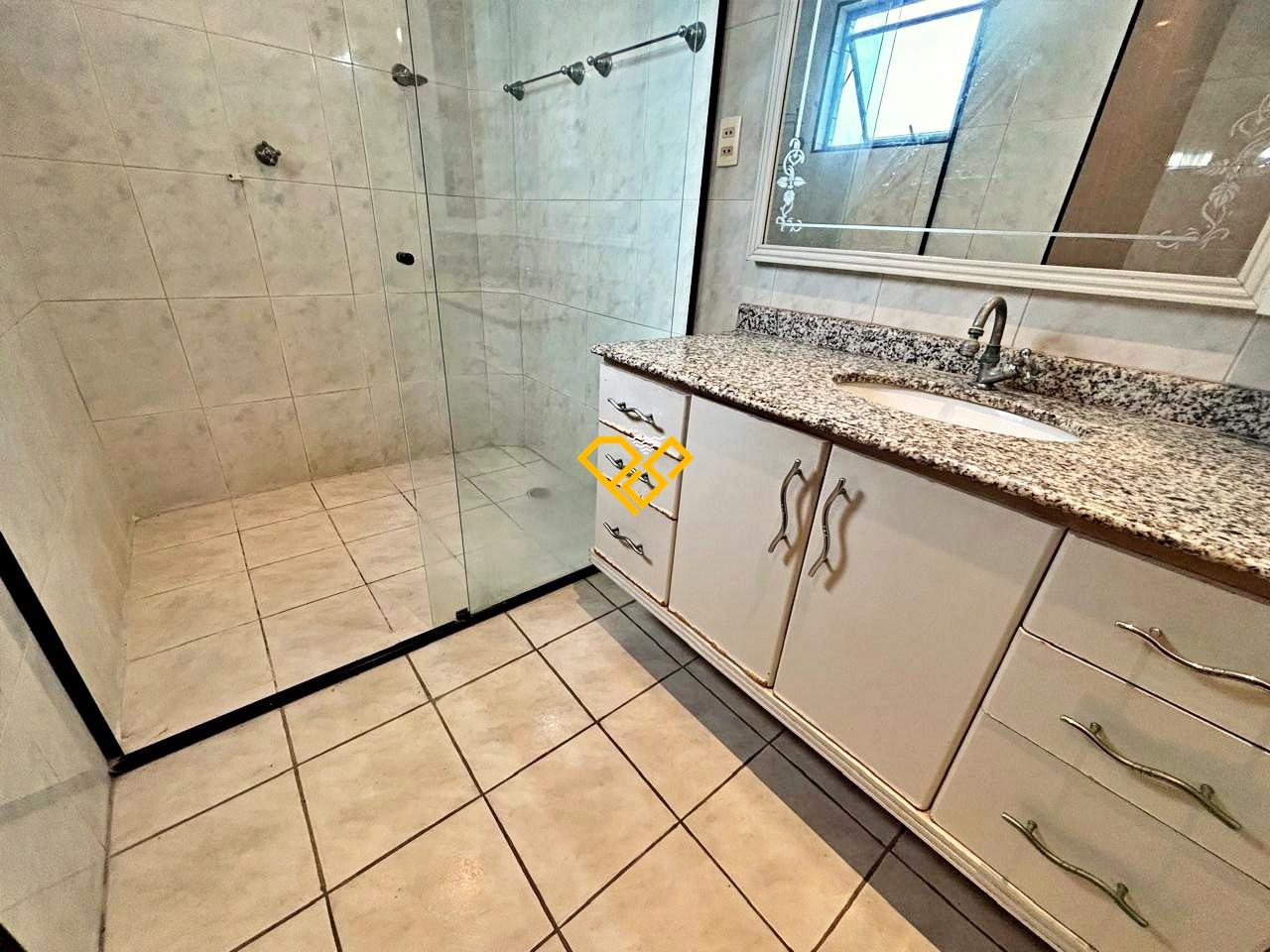 Apartamento à venda no Embaré: Wc social