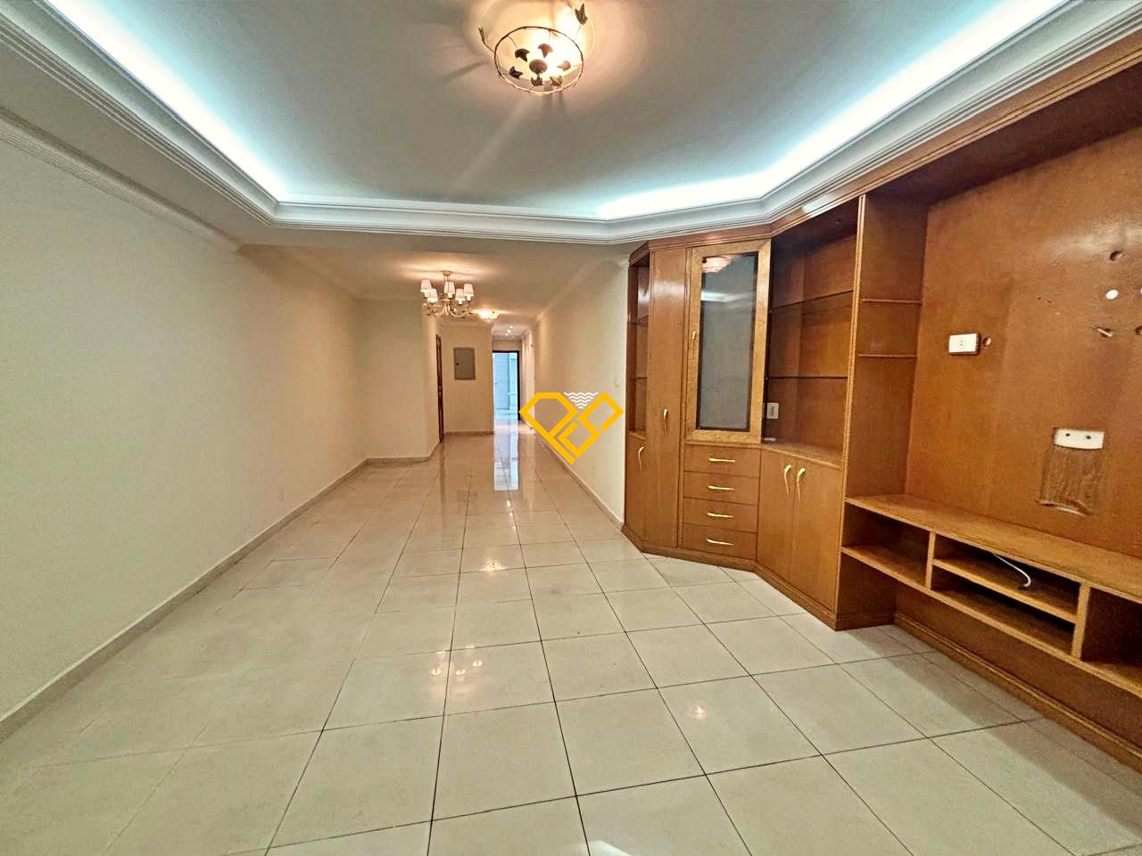 Apartamento à venda no Embaré: Sala