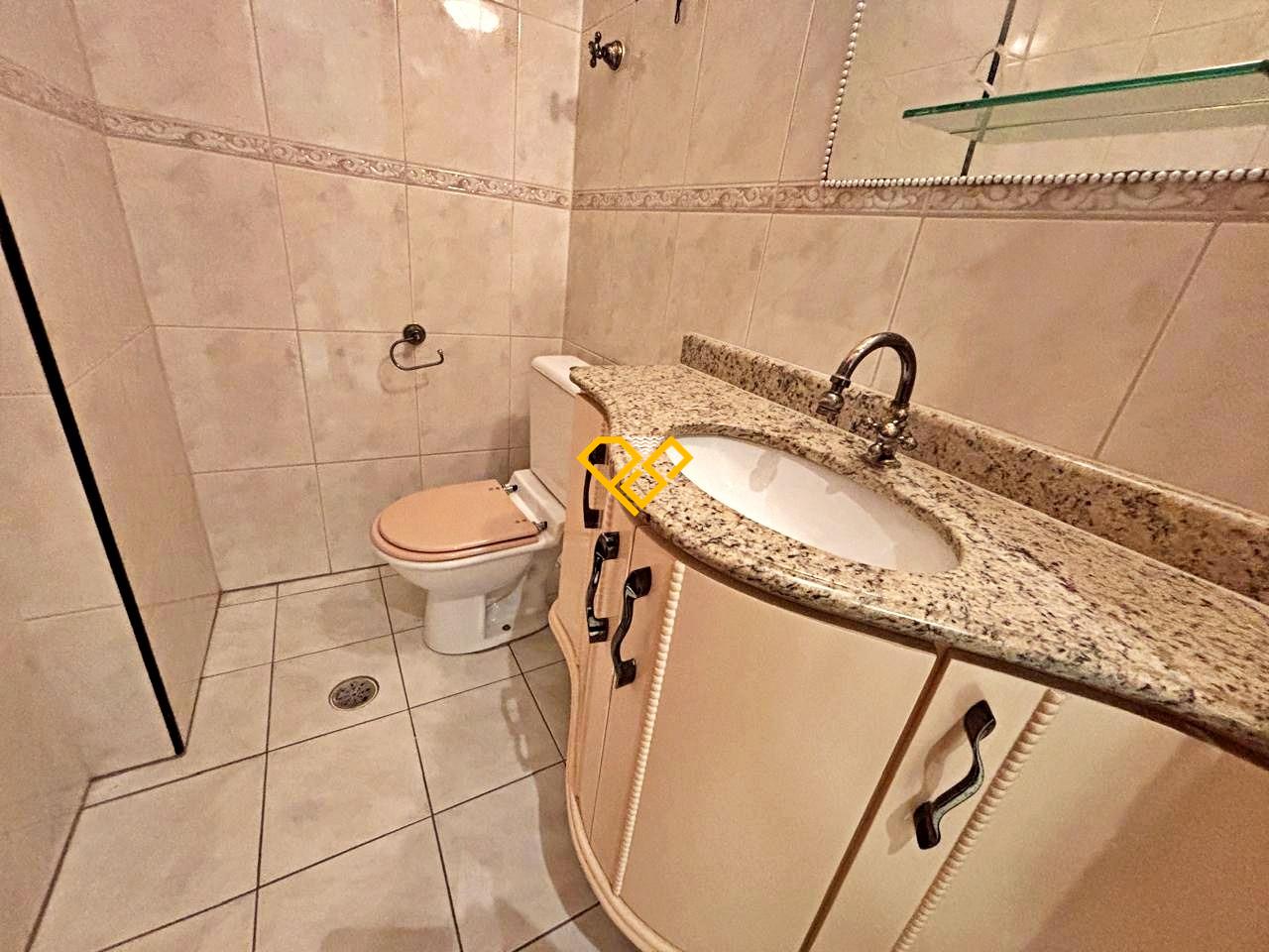 Apartamento à venda no Embaré: Lavabo