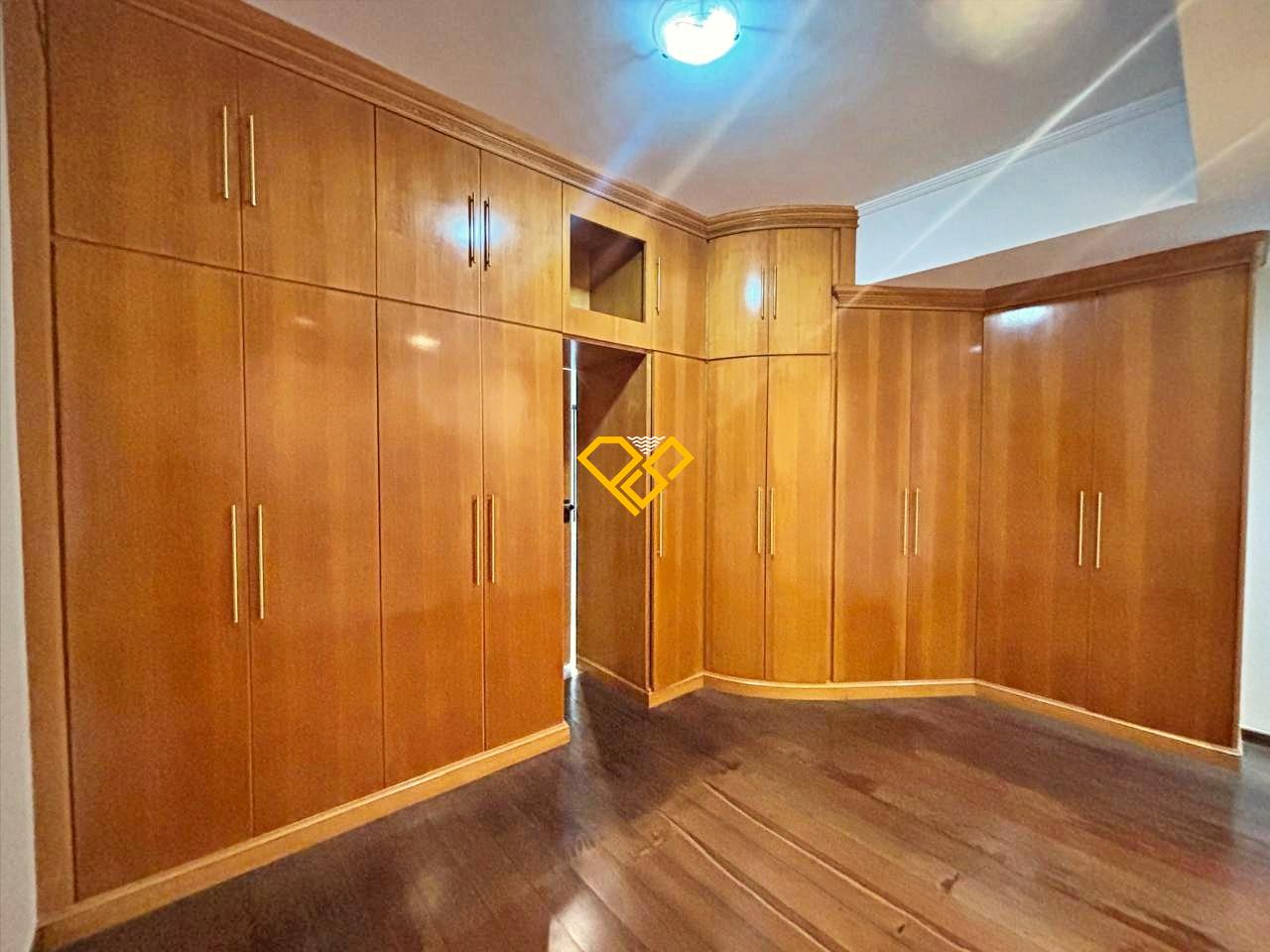 Apartamento à venda no Embaré: Dormitório 1 - suíte