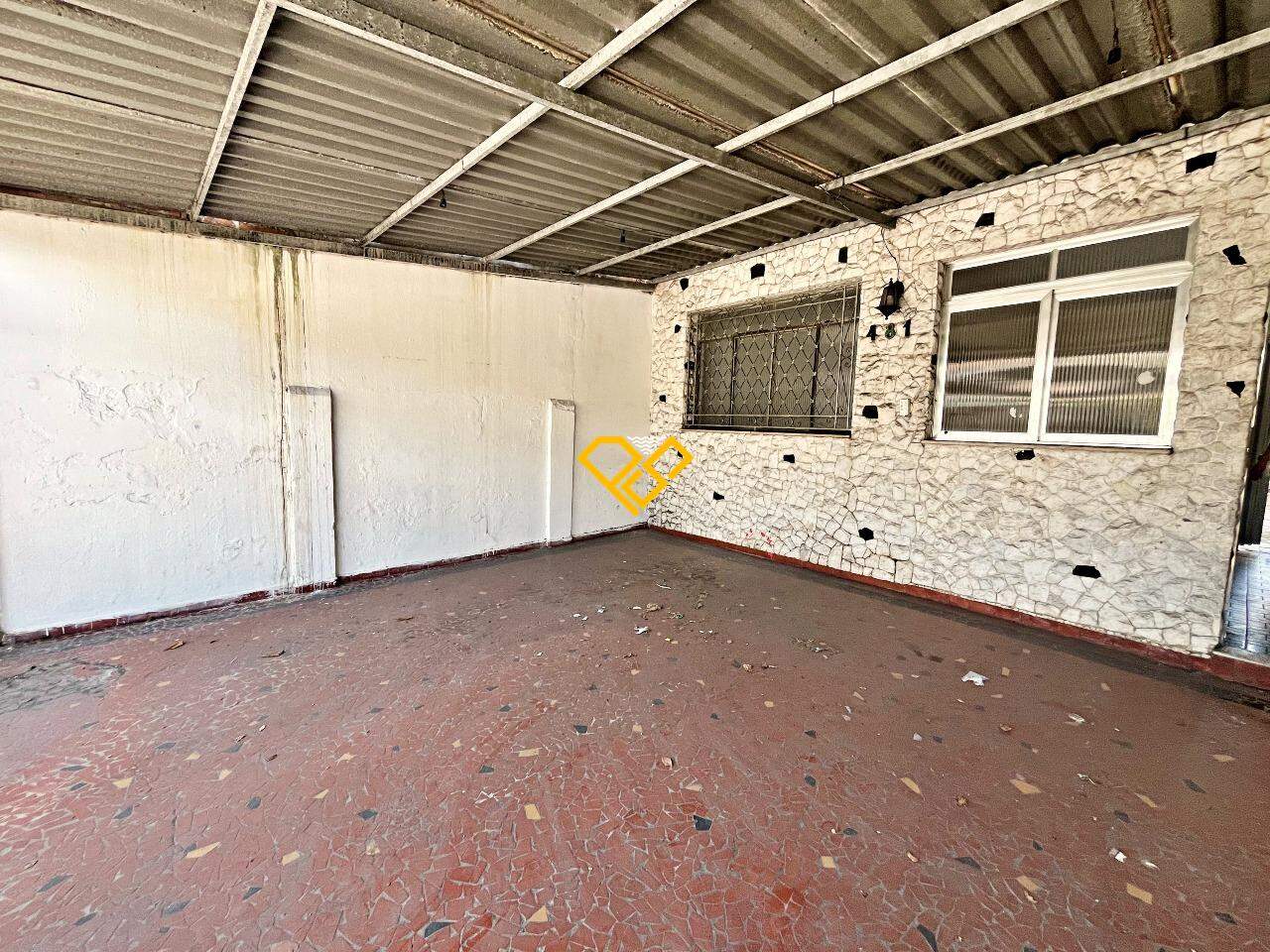 Sobrado à venda no Vila Belmiro: Garagem