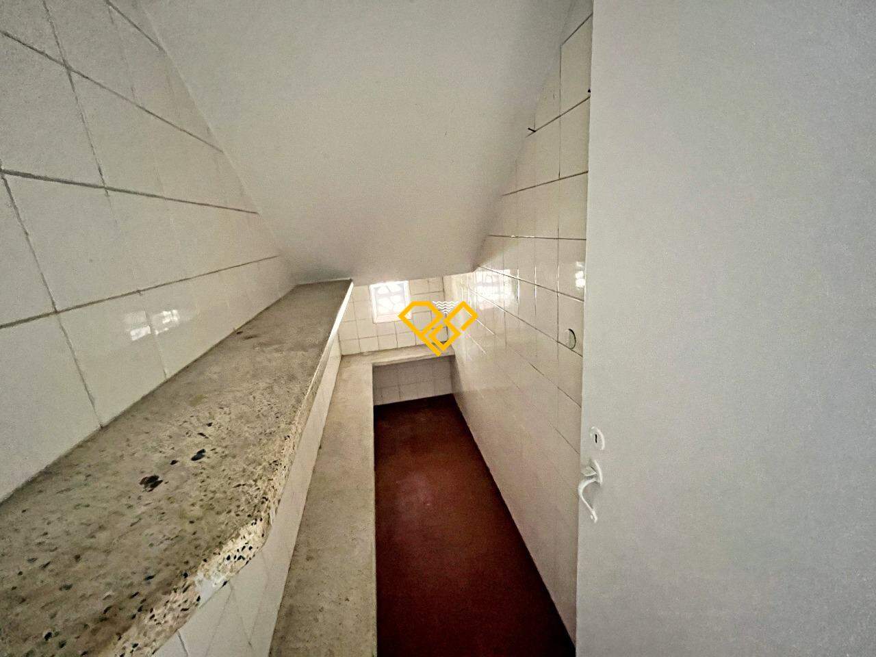 Sobrado à venda no Vila Belmiro: Despensa