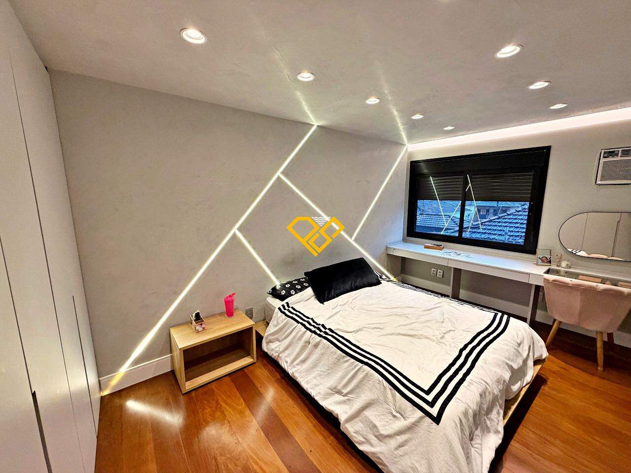 Apartamento à venda no Gonzaga: Suíte americana 3