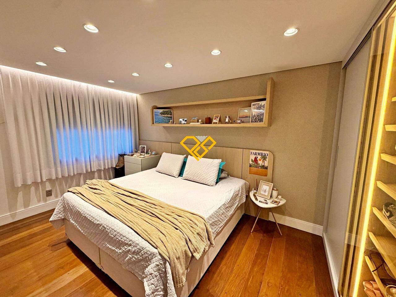 Apartamento à venda no Gonzaga: Suíte americana 2