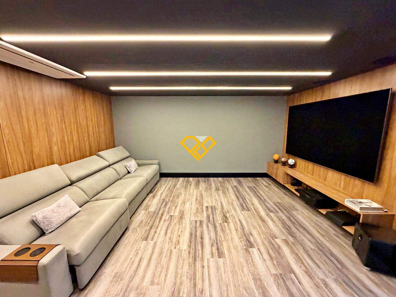 Apartamento à venda no Gonzaga: Sala de cinema