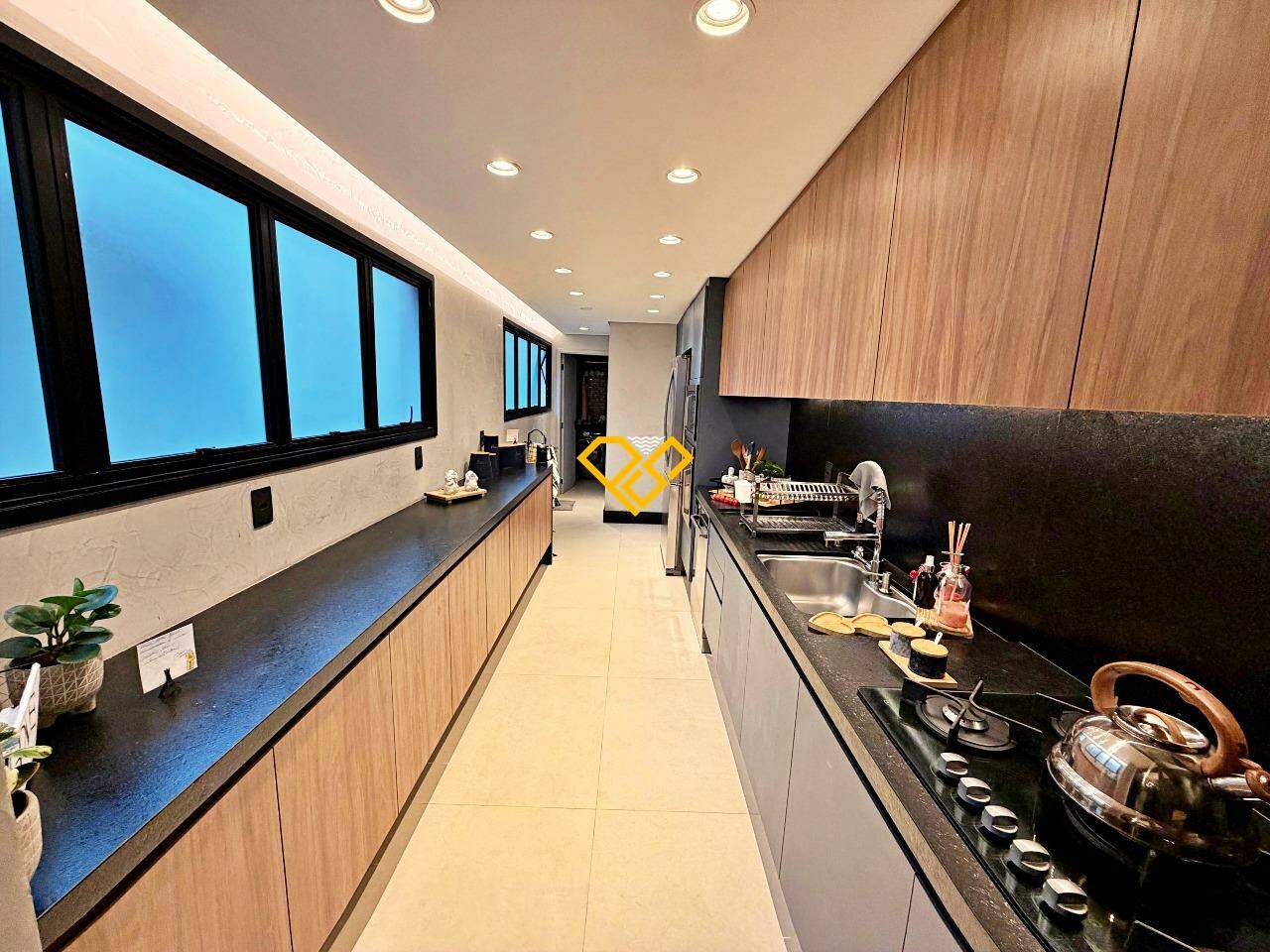 Apartamento à venda no Gonzaga: Cozinha