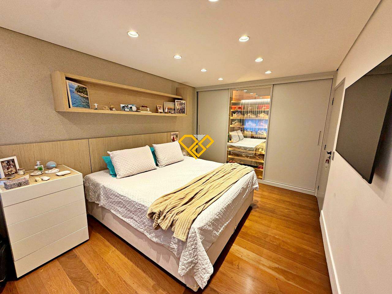 Apartamento à venda no Gonzaga: Suíte americana 2