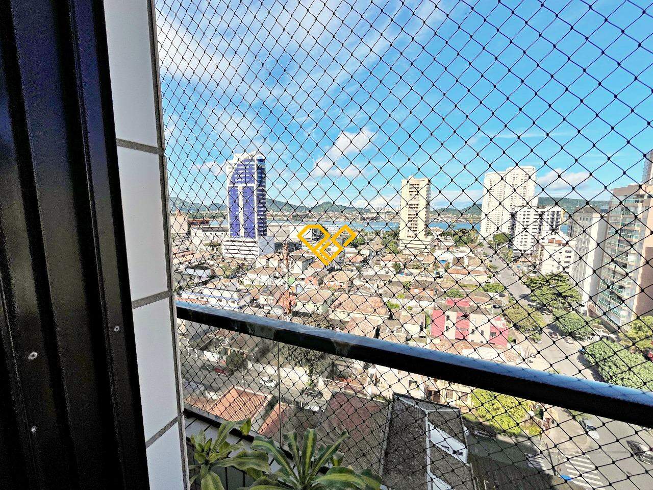 Cobertura à venda no Ponta da Praia: Vista