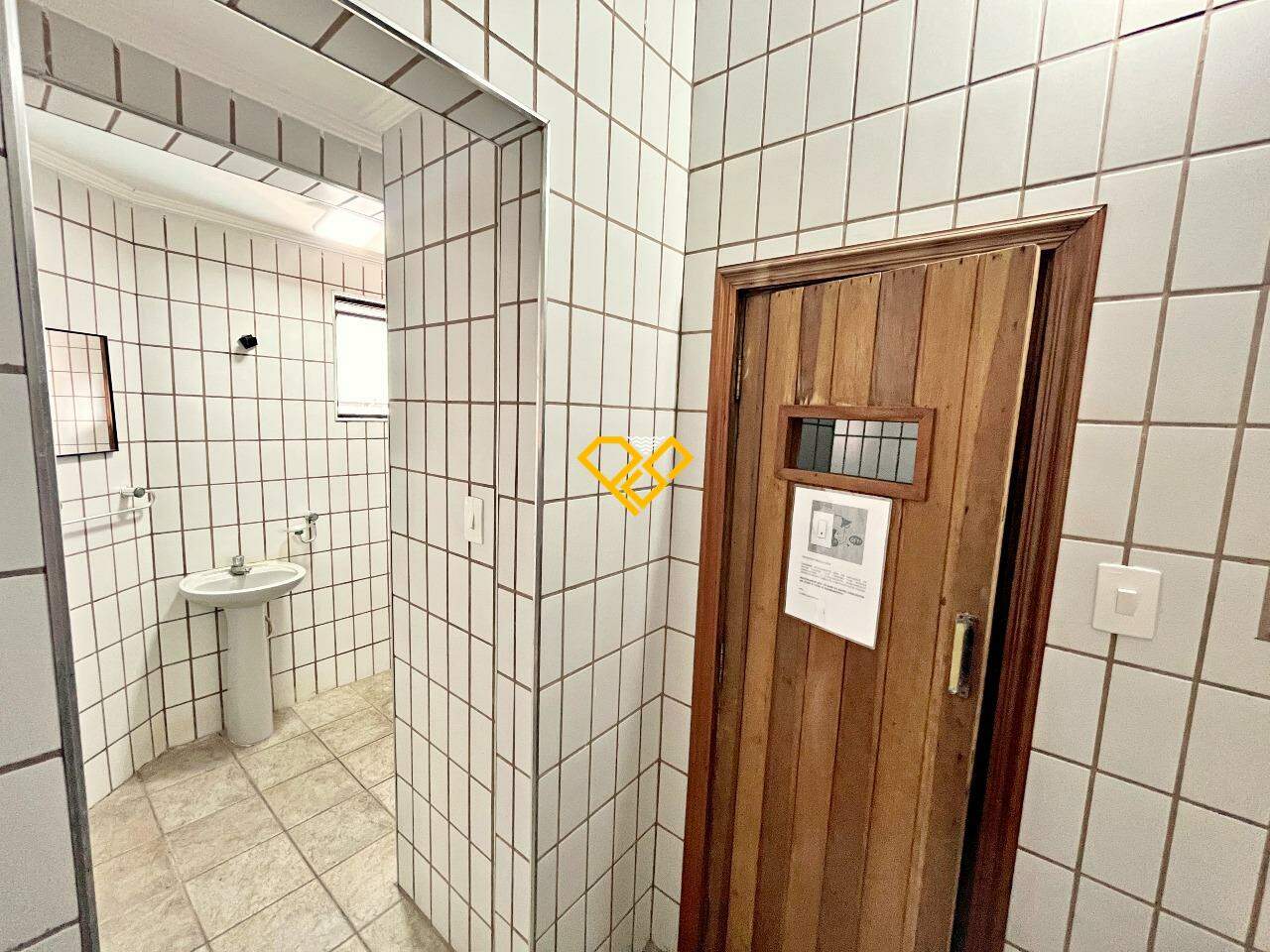 Cobertura à venda no Ponta da Praia: Lazer - sauna