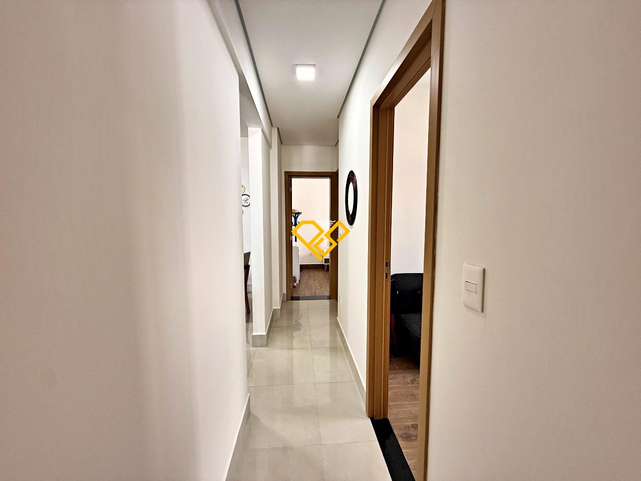 Apartamento à venda no Embaré: Área íntima