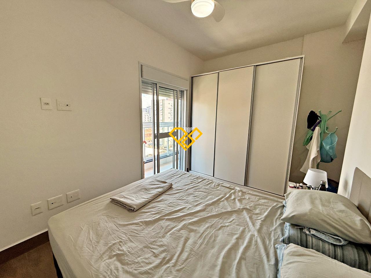 Apartamento à venda no Embaré: Dormitório 1 - suíte