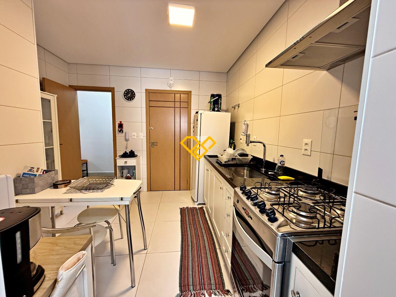 Apartamento à venda no Embaré: Cozinha