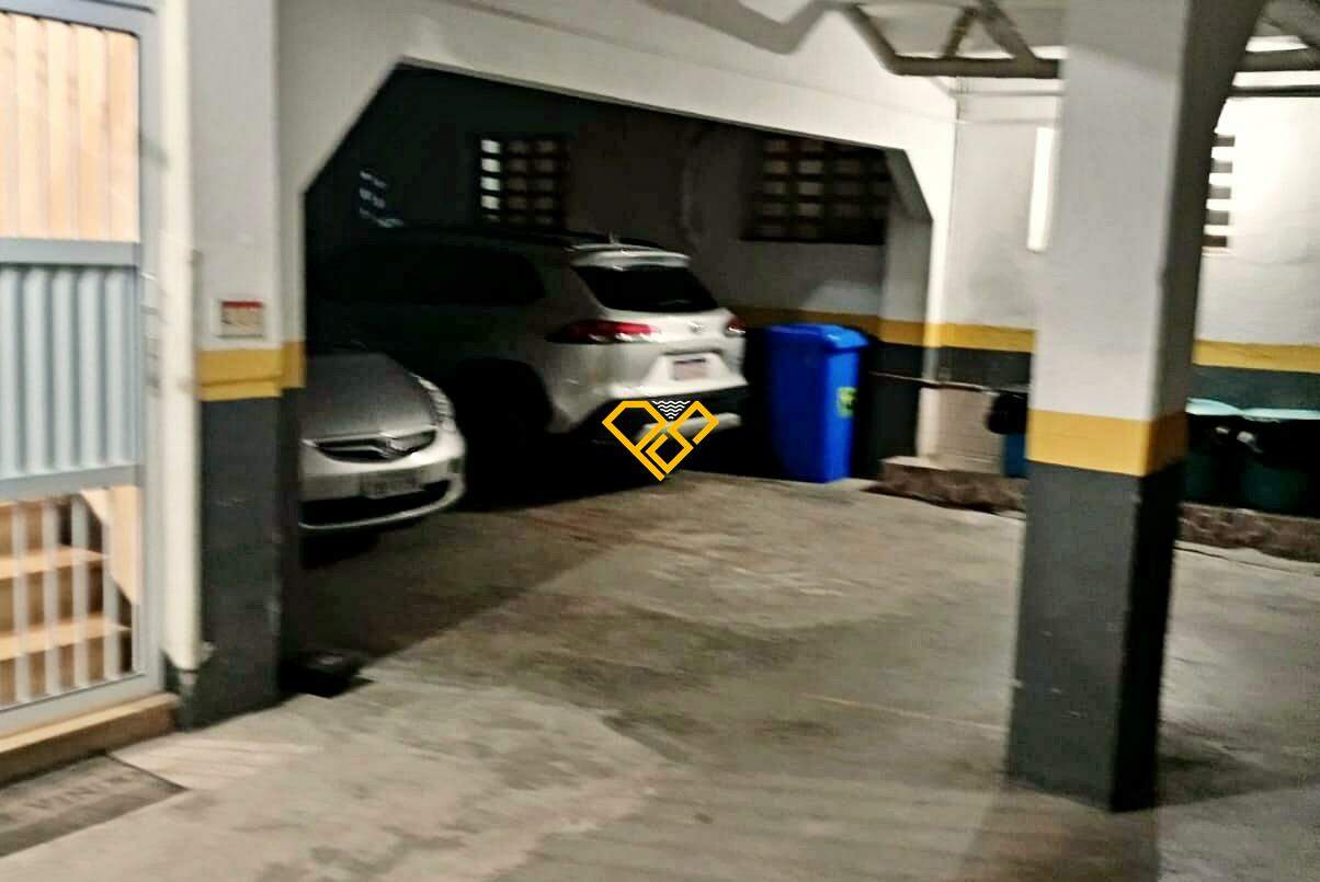 Apartamento à venda no Pompéia: Garagem