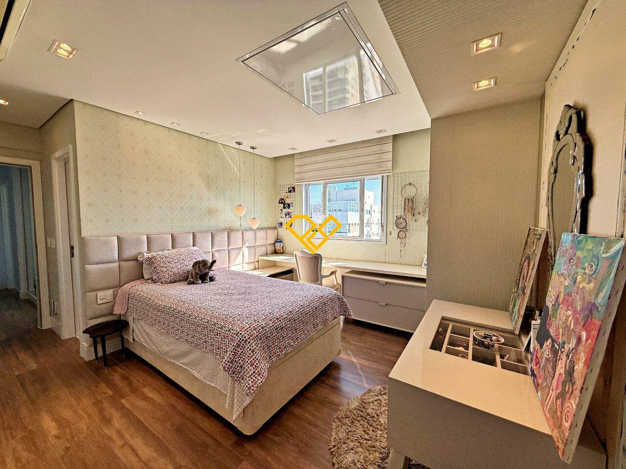 Apartamento Duplex à venda no Embaré: Dormitório 2