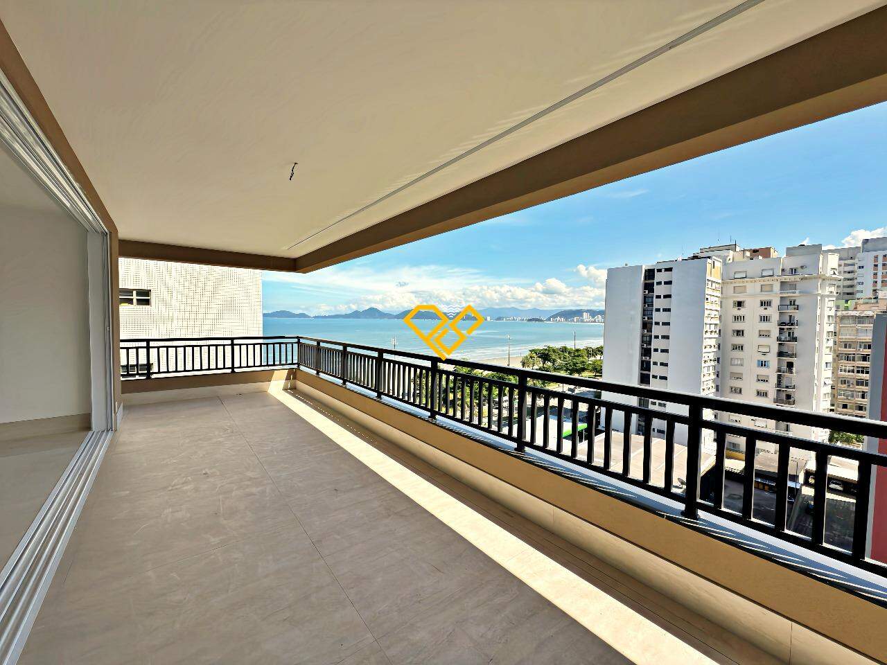 Apartamento à venda no Aparecida: Varanda