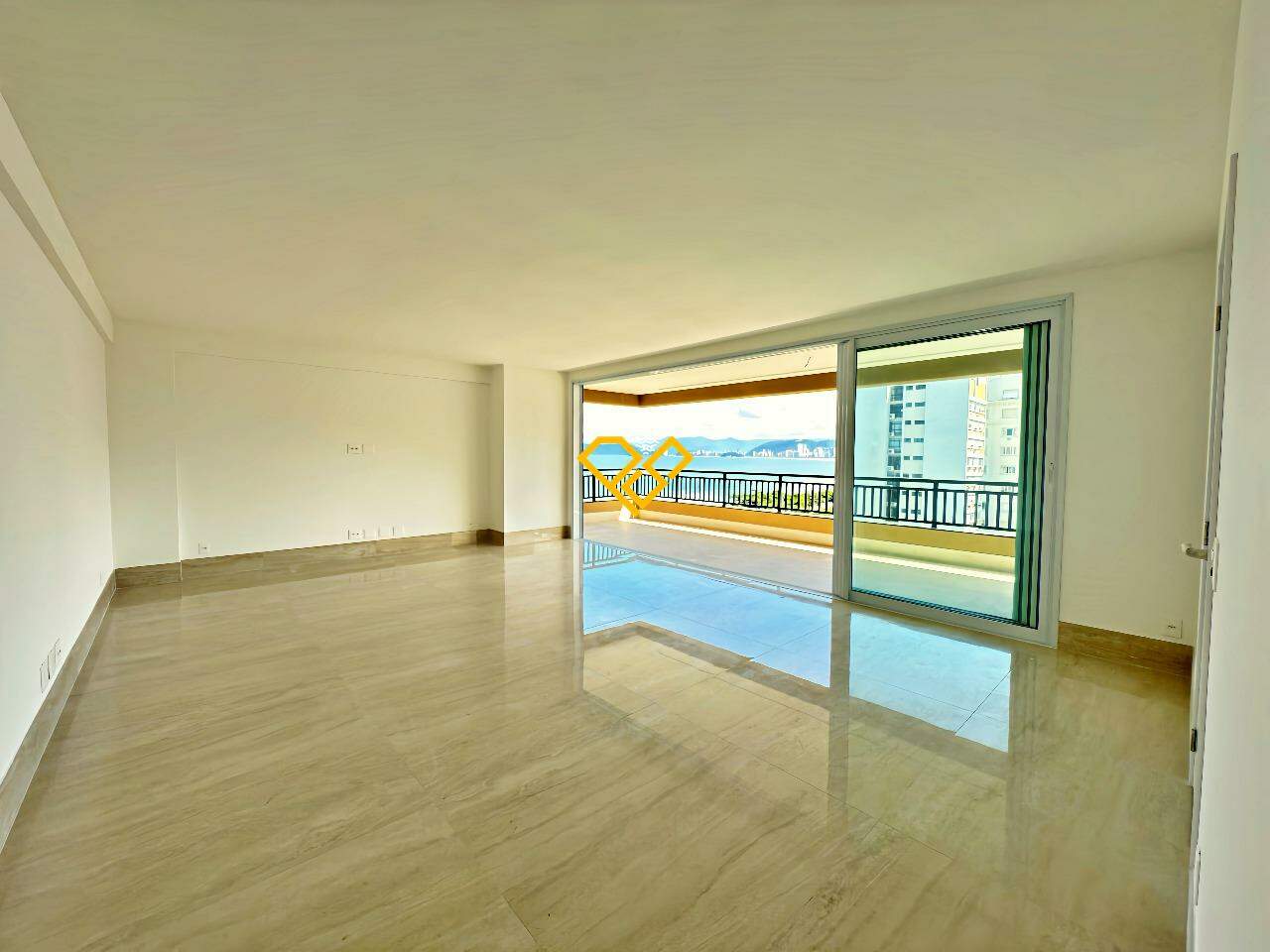 Apartamento à venda no Aparecida: Sala