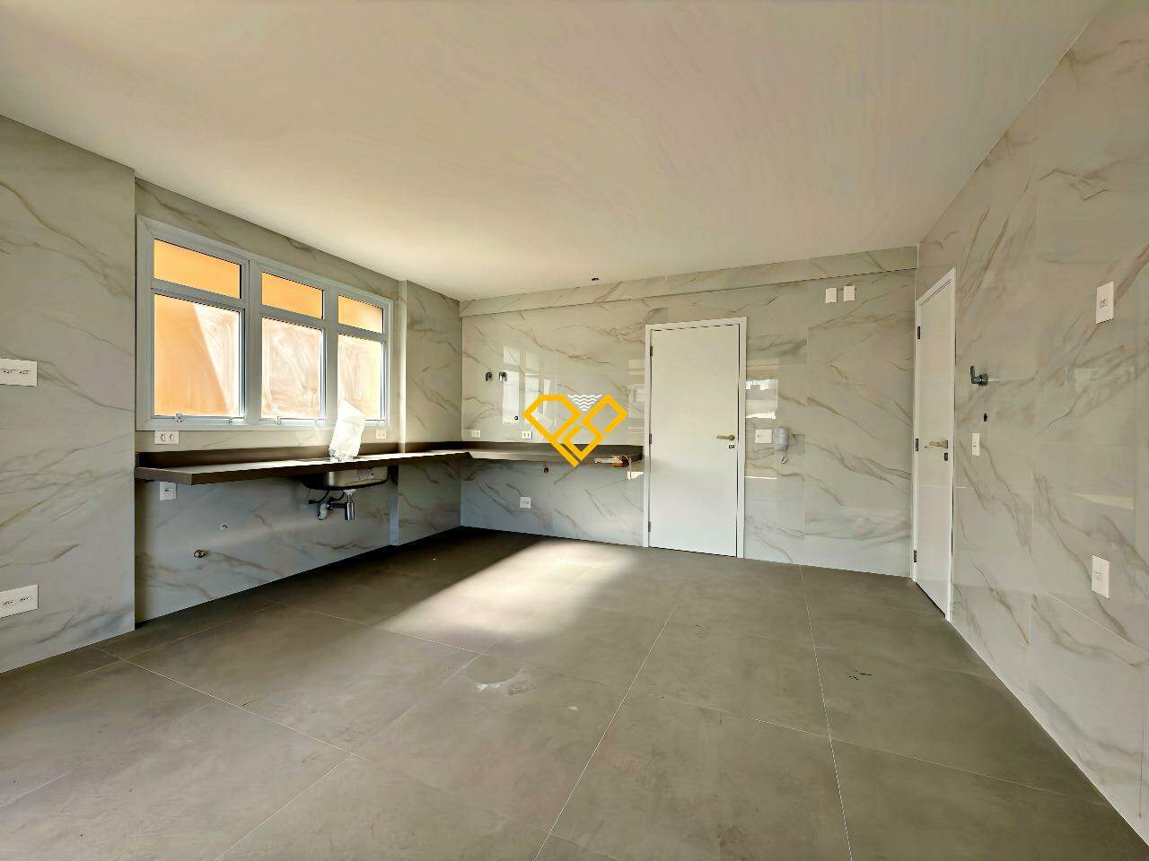 Apartamento à venda no Aparecida: Cozinha