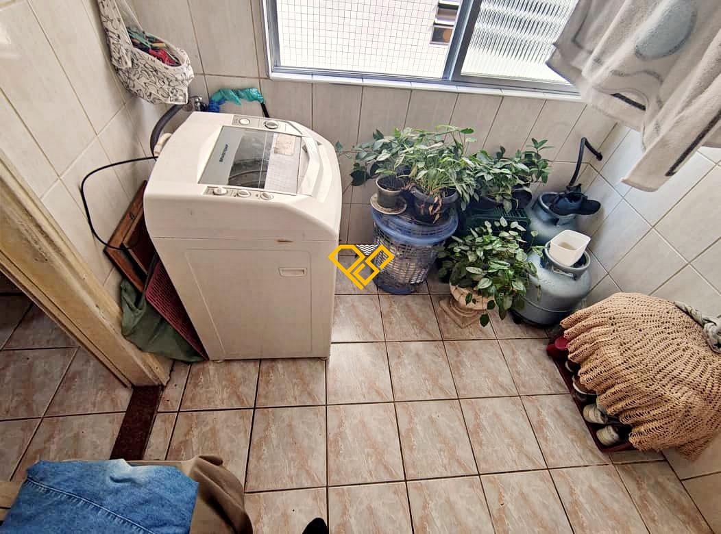 Apartamento à venda no Embaré: Área de serviço