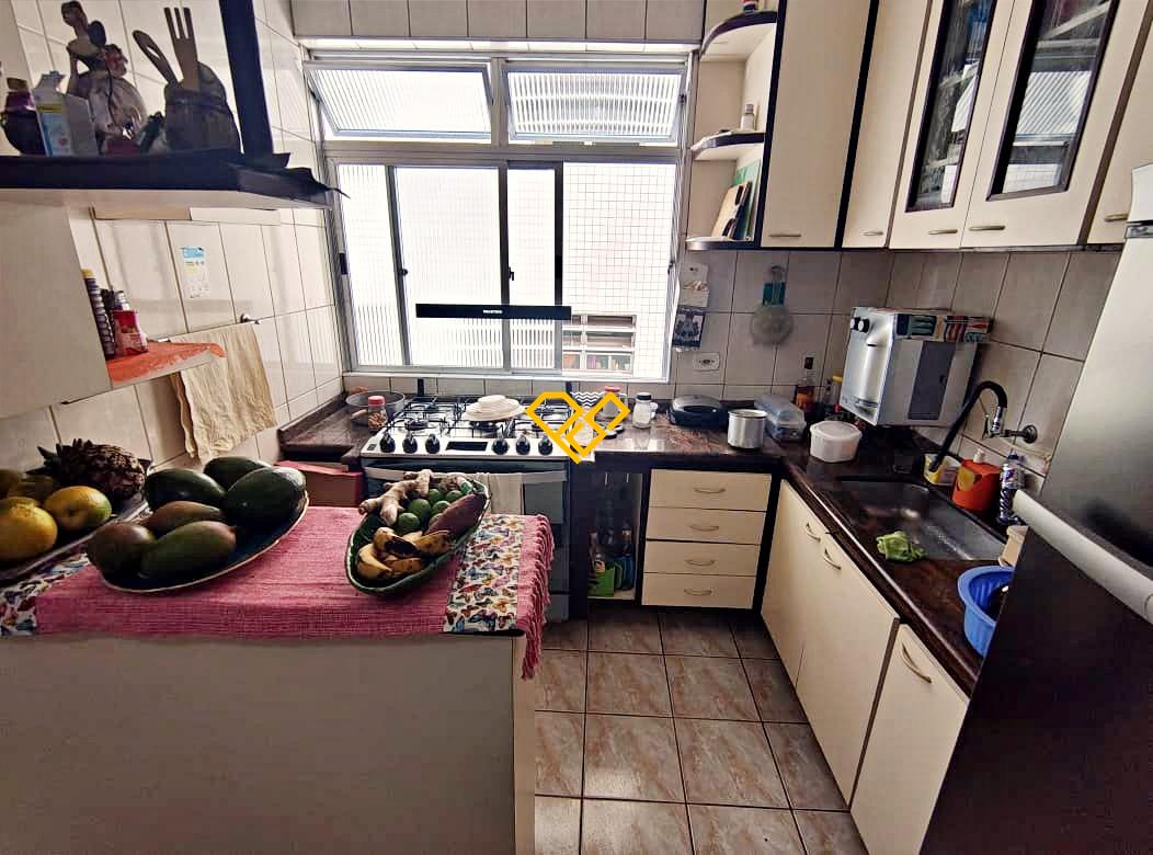 Apartamento à venda no Embaré: Cozinha