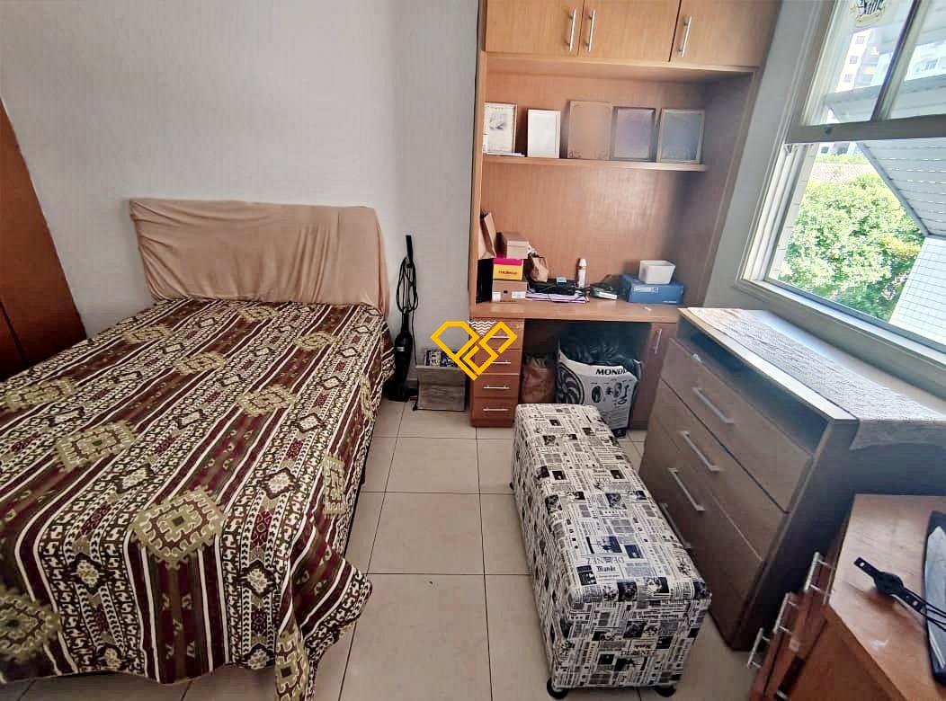 Apartamento à venda no Embaré: Dormitório 2