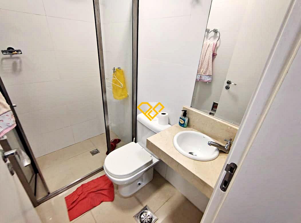Apartamento à venda no Gonzaga: Wc de serviço