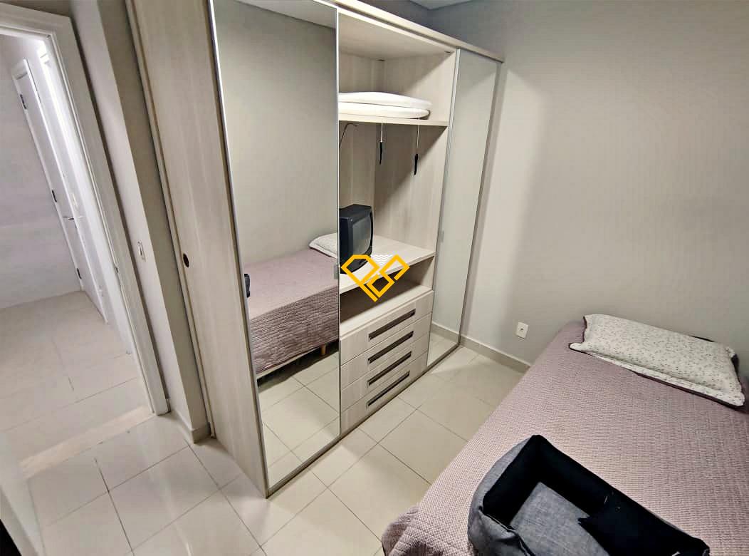 Apartamento à venda no Gonzaga: Dependência