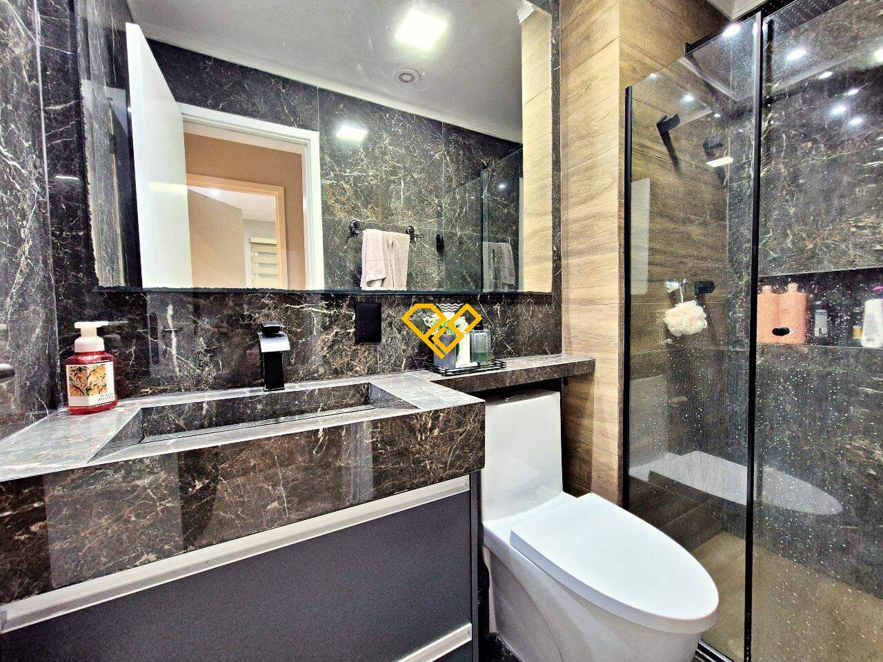 Apartamento à venda no Marapé: Wc social